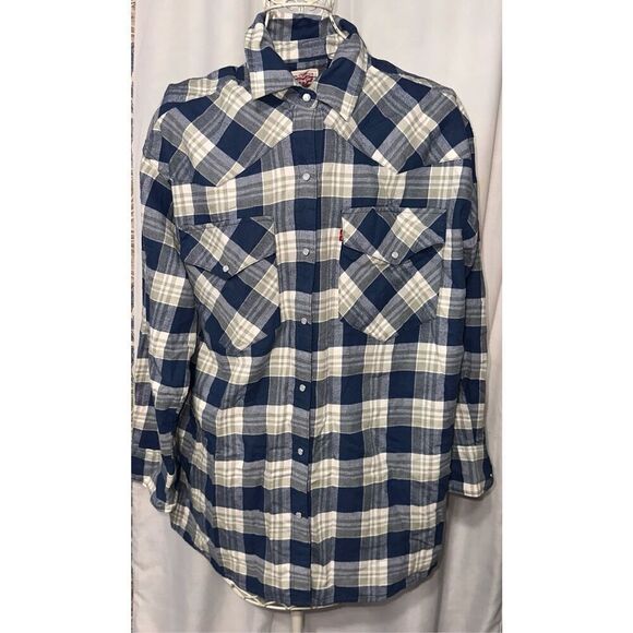 NEW WITH TAGS WOMEN LEVI'S Dylan Womens Relaxed Button Up Shirt Size small Butto - Picture 1 of 10